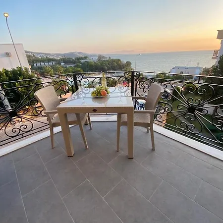 Sea View 3 Penthouse * Gulluk